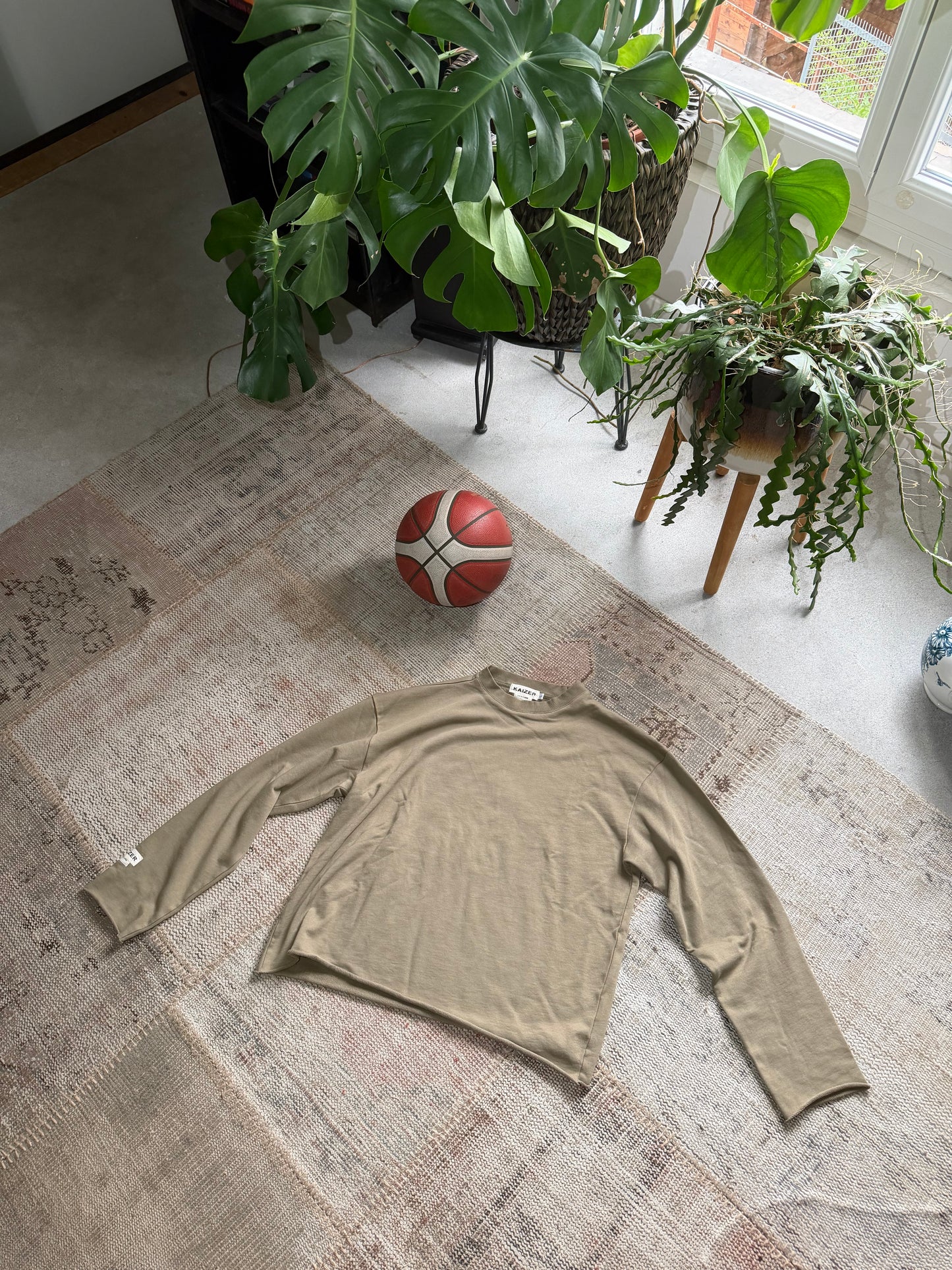 KAIZER  ARMY GREEN LONGSLEEVE